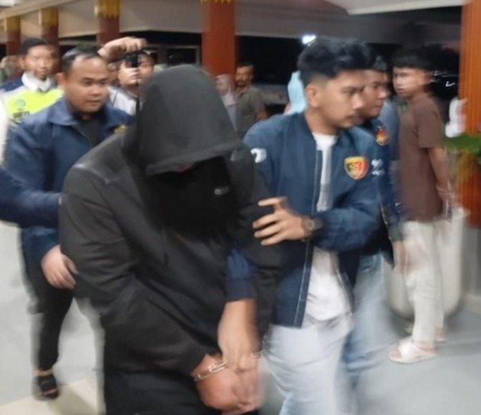 Gagal Kabur ke Palu, Pencuri Spesialis Rumah Kosong Diciduk di Bandara Soetta