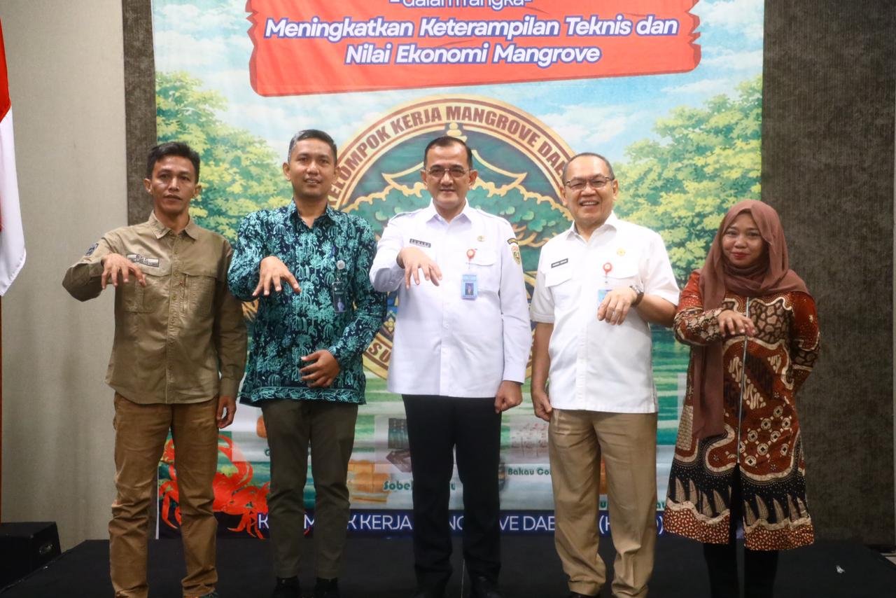 Sekda Sumsel Edward Candra, Buka Pelatihan Pengolahan Produk Turunan Mangrove dan Silvofishery