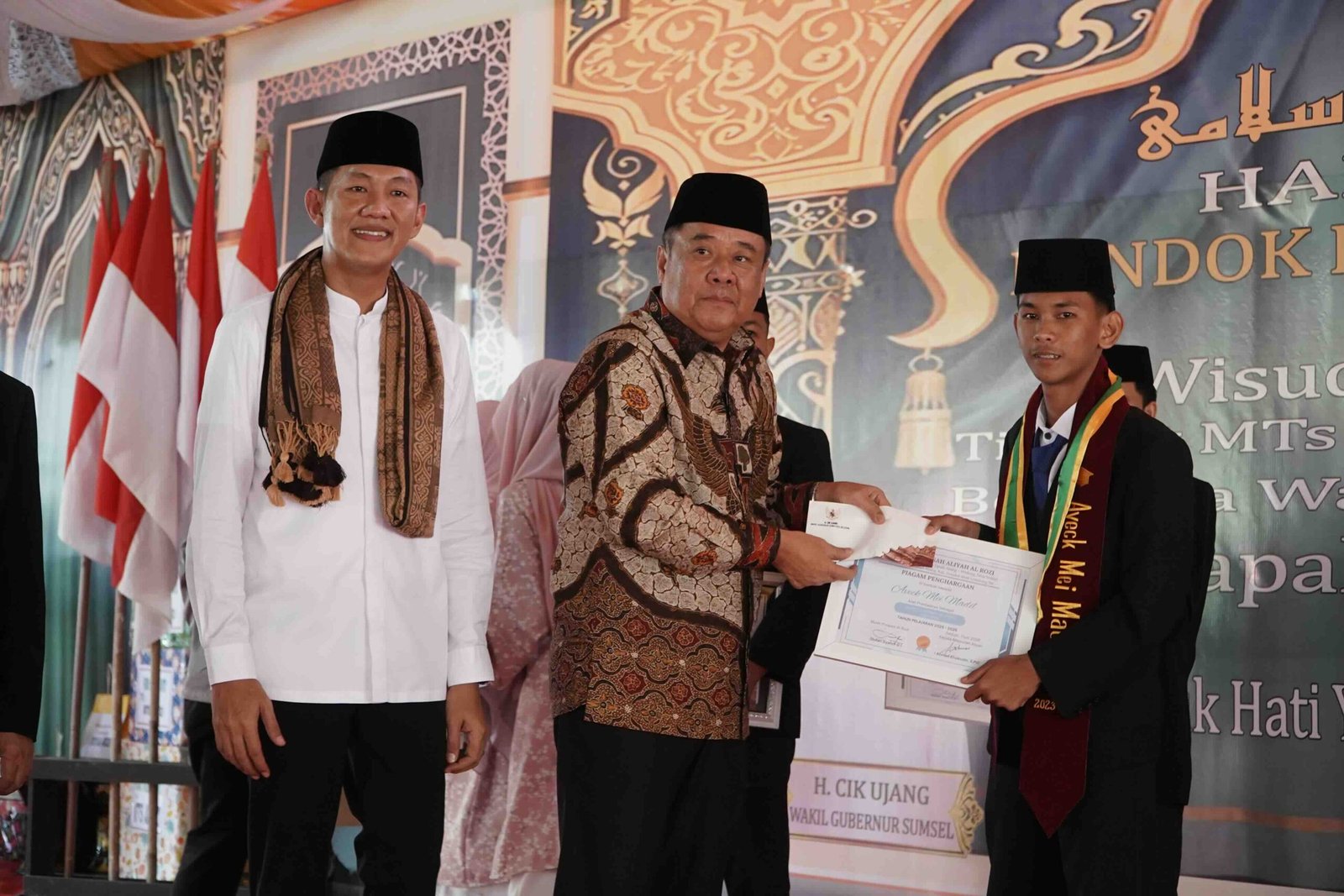 Wakil Gubernur Sumsel H. Cik Ujang , Dukung Penuh Pesantren Sebagai Pilar Pembangunan SDM Berakhlak dan Religius.