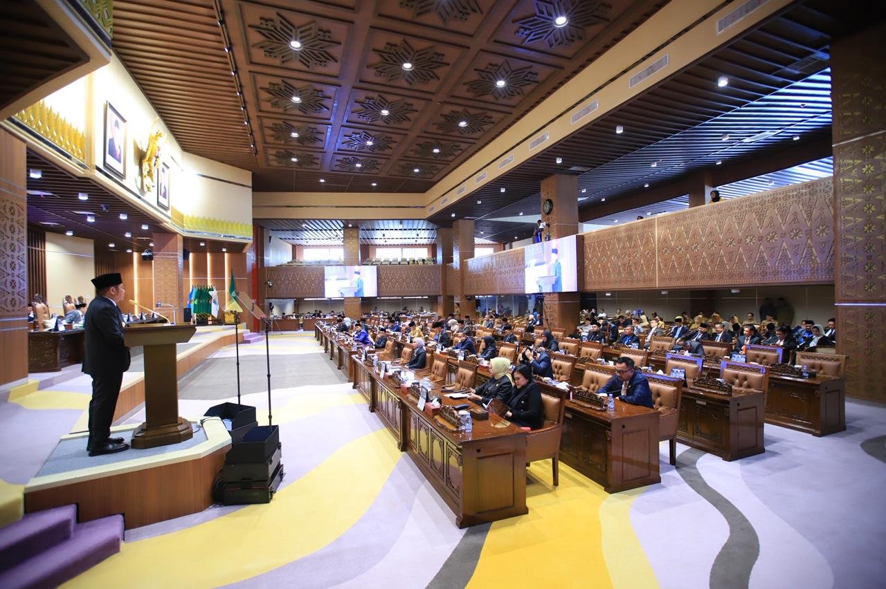 Raih Opini WTP ke-12 Berturut-turut, Gubernur Herman Deru Sampaikan Raperda Pertanggungjawaban APBD 2025 di DPRD Sumsel