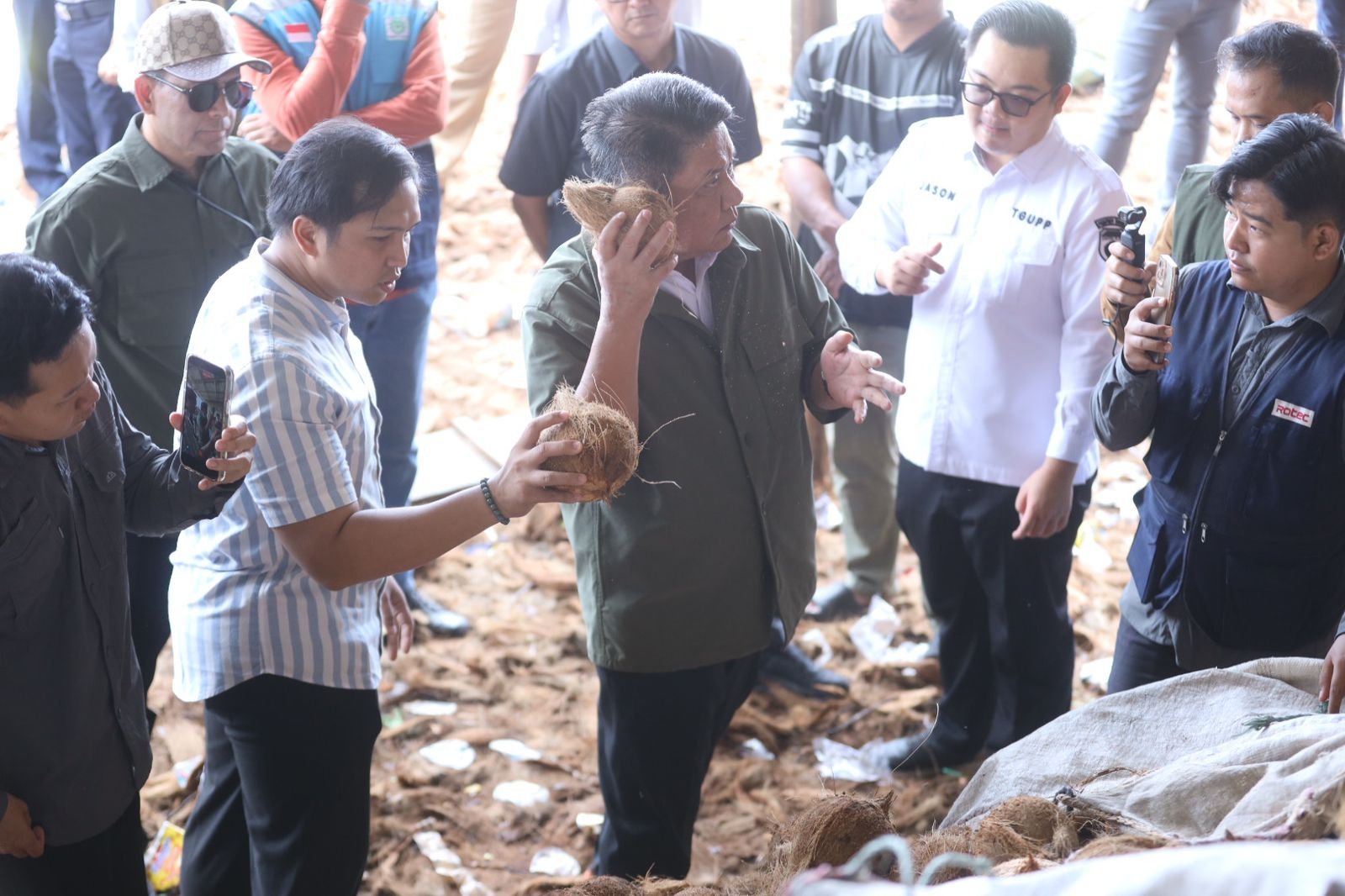 Herman Deru Tinjau Dermaga Kelapa Musi II, Perkuat Dukungan Ekspor Kelapa Sumsel ke Pasar Internasional